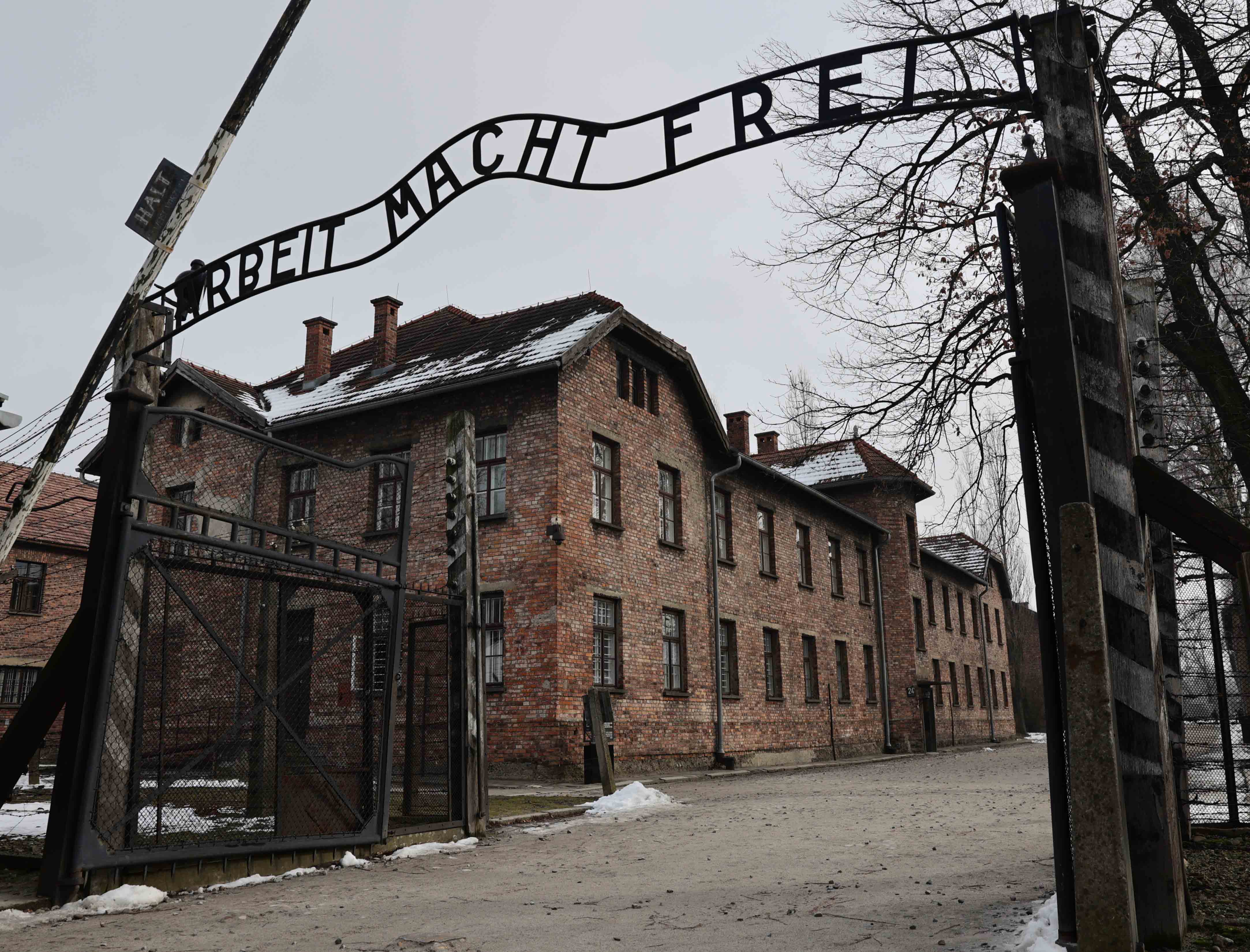 Auschwitz Memorial Commemorates 80th Anniversary Of Concentration Camp Liberation